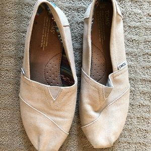 TOMS